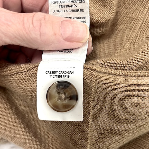 Nwot Toad & Co. V-Neck Button Down Long Sleeve Sweater S 2 front pockets! - Picture 6 of 7